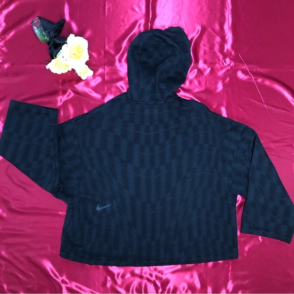 ⭐️NEW⭐️Nike Women Hoodies/Sustainable Materials - Picture 6 of 7